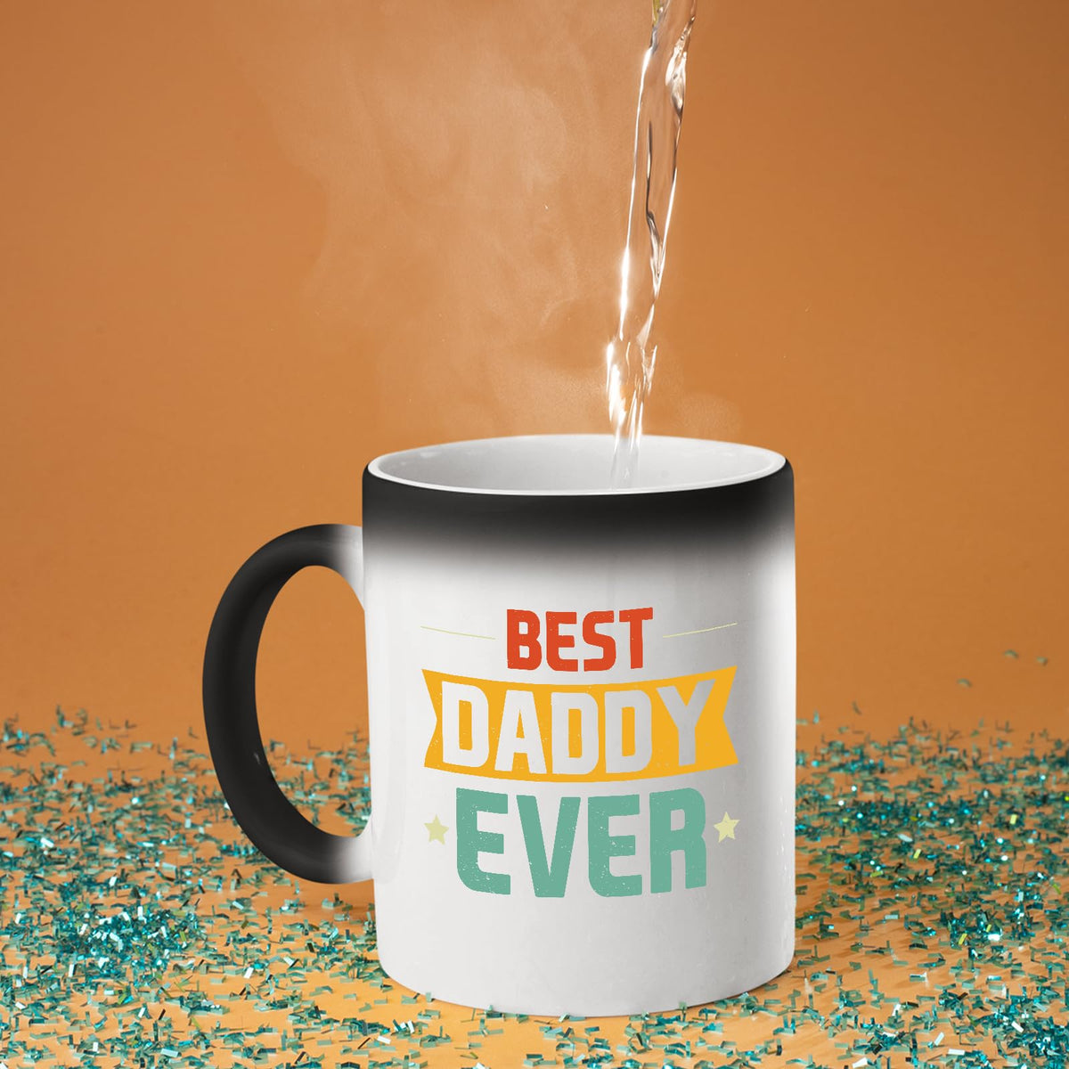 Hot water poured into the Best Daddy Ever retro colour changing mug as the design appears