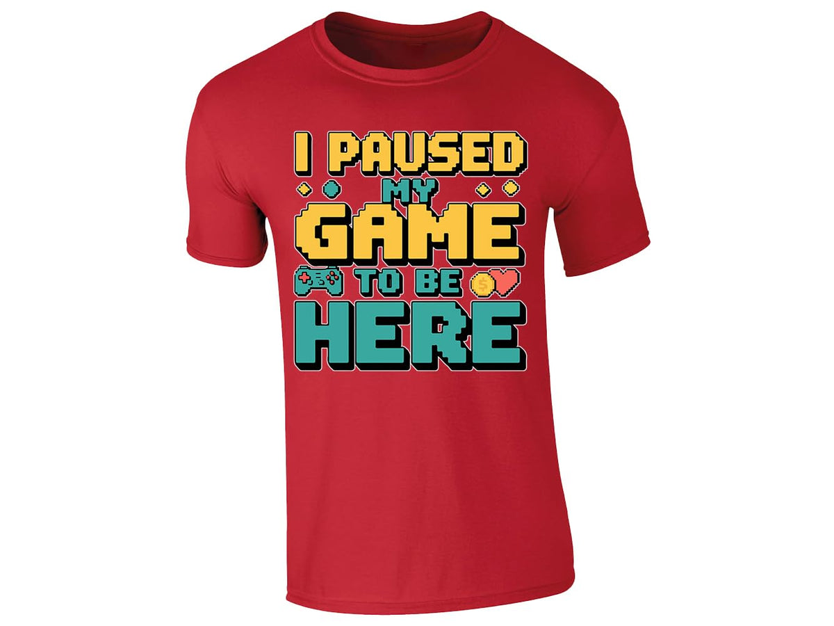 Red kids' T-shirt with “I paused my game to be here” design